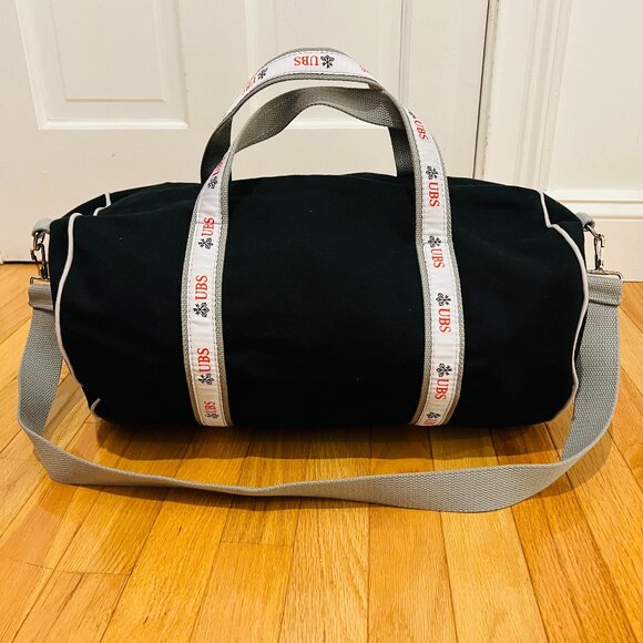 UBS Banker Duffle Bag NEW, Authentic VERY RARE~! - Picture 1 of 7
